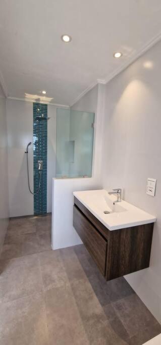 Paradise Heights Luxury Apartments & Villa Beau Vallon (Mahe) Exterior foto